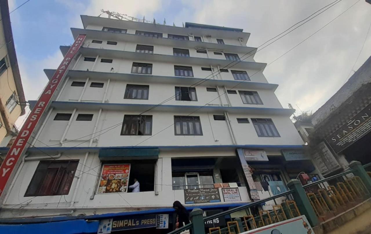 Capital O 8272 Hotel Pratigya Residency Gangtok Kültér fotó