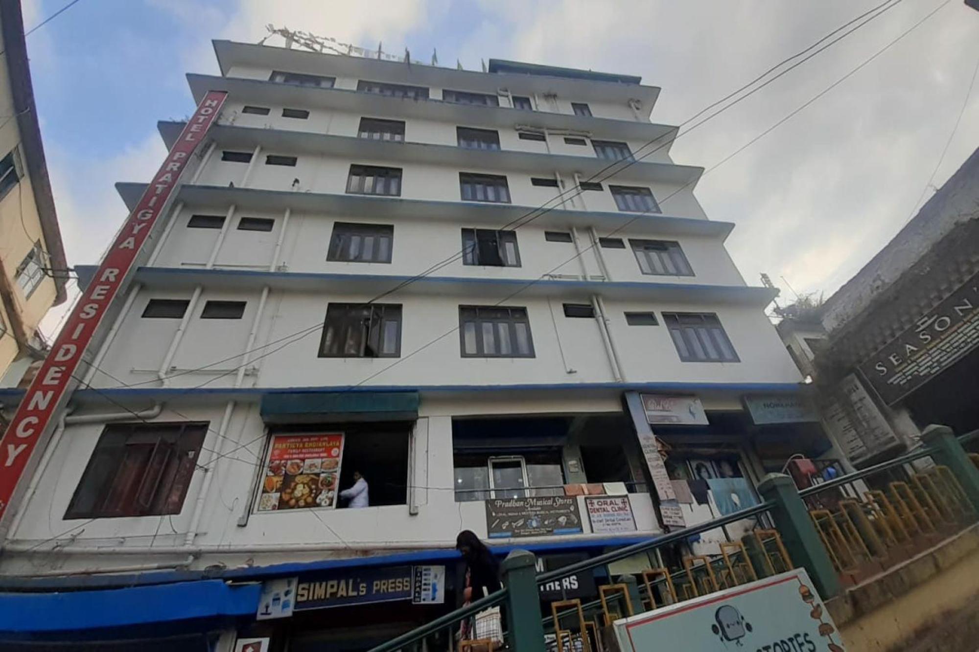 Capital O 8272 Hotel Pratigya Residency Gangtok Kültér fotó